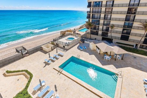 Condo in South Palm Beach, Florida, 2 bedrooms  № 2381432 - photo 5