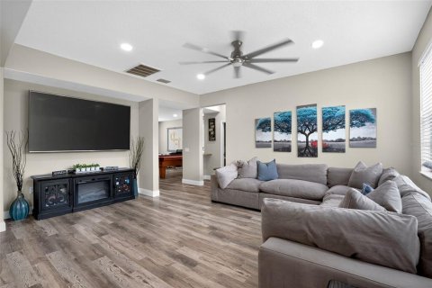 Casa en venta en Riverview, Florida, 5 dormitorios, 291.25 m2 № 1911488 - foto 9