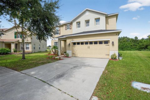 House in Riverview, Florida 5 bedrooms, 291.25 sq.m. № 1911488 - photo 1