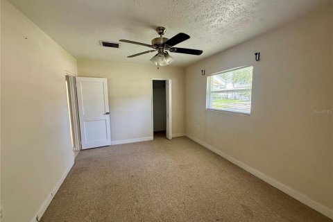 Villa ou maison à louer à Tampa, Floride: 2 chambres, 97.73 m2 № 1826474 - photo 9