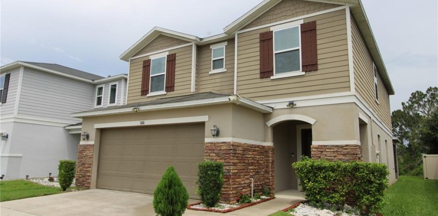 House in Davenport, Florida 3 bedrooms, 205.96 sq.m. № 2236802