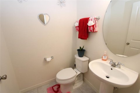 House in Davenport, Florida 3 bedrooms, 205.96 sq.m. № 2236802 - photo 14