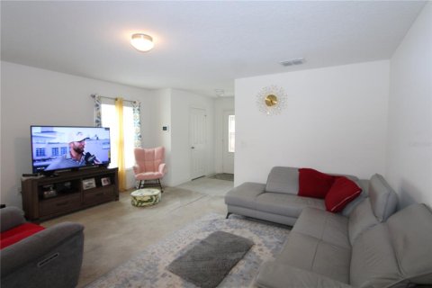 House in Davenport, Florida 3 bedrooms, 205.96 sq.m. № 2236802 - photo 3