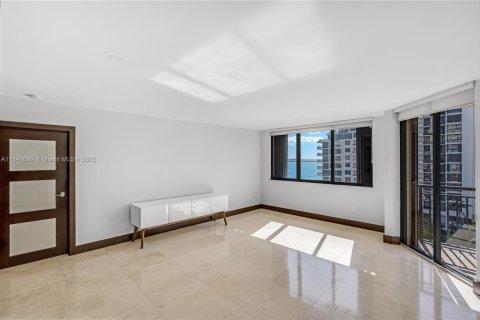 Condominio en alquiler en Miami, Florida, 2 dormitorios, 95.69 m2 № 1836014 - foto 25
