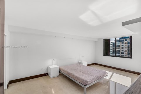 Condominio en alquiler en Miami, Florida, 2 dormitorios, 95.69 m2 № 1836014 - foto 18