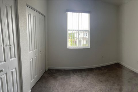 Adosado en venta en Homestead, Florida, 3 dormitorios, 143.53 m2 № 2027448 - foto 5