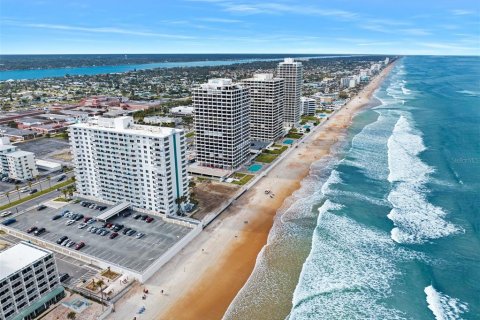 Copropriété à vendre à Daytona Beach, Floride: 2 chambres, 98.29 m2 № 1055711 - photo 7