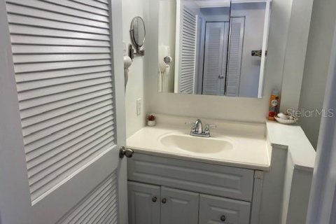 Condominio en venta en Sarasota, Florida, 2 dormitorios, 64.1 m2 № 1649865 - foto 14
