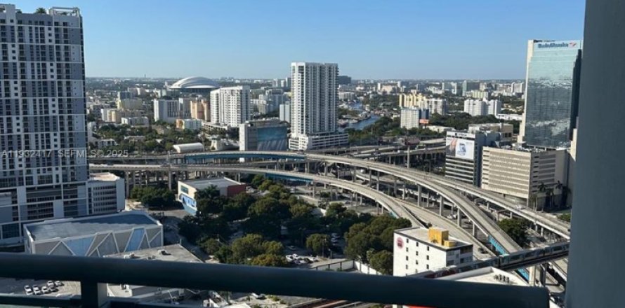 Condo à Miami, Floride, 2 chambres № 1990704