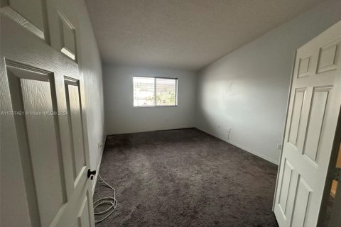 Touwnhouse à vendre à Homestead, Floride: 3 chambres, 134.89 m2 № 1764045 - photo 7