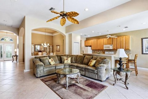 House in North Port, Florida 3 bedrooms, 170.01 sq.m. № 2103022 - photo 9