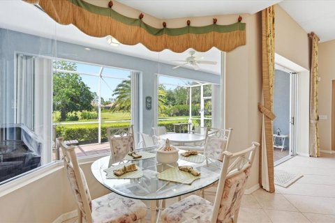 House in North Port, Florida 3 bedrooms, 170.01 sq.m. № 2103022 - photo 17