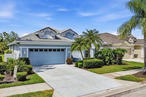House in North Port, Florida 3 bedrooms, 170.01 sq.m. № 2103022 - photo 6