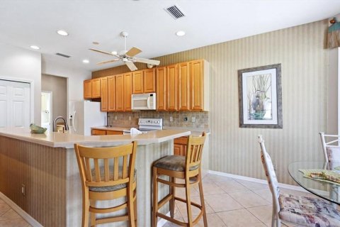 House in North Port, Florida 3 bedrooms, 170.01 sq.m. № 2103022 - photo 13