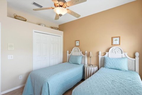 House in North Port, Florida 3 bedrooms, 170.01 sq.m. № 2103022 - photo 30
