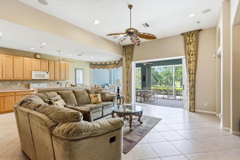 House in North Port, Florida 3 bedrooms, 170.01 sq.m. № 2103022 - photo 10