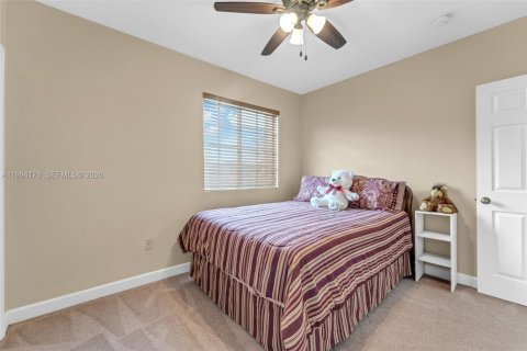 Купить виллу или дом в Майами, Флорида 4 спальни, 268.49м2, № 2056381 - фото 30