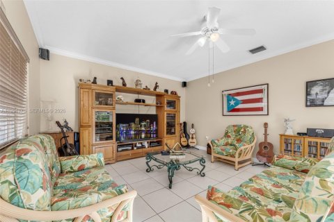 Купить виллу или дом в Майами, Флорида 4 спальни, 268.49м2, № 2056381 - фото 12