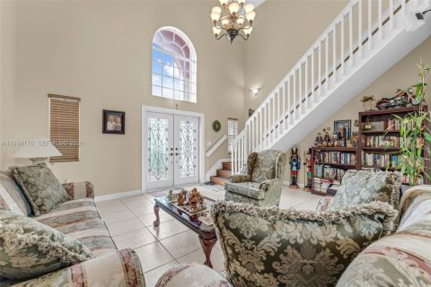 Купить виллу или дом в Майами, Флорида 4 спальни, 268.49м2, № 2056381 - фото 6