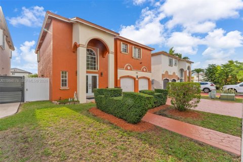 Купить виллу или дом в Майами, Флорида 4 спальни, 268.49м2, № 2056381 - фото 3