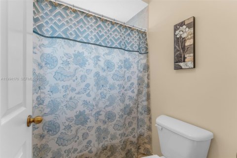 Купить виллу или дом в Майами, Флорида 4 спальни, 268.49м2, № 2056381 - фото 27