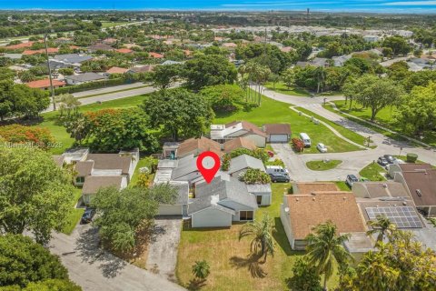 House in Homestead, Florida 2 bedrooms, 127.74 sq.m. № 1841203 - photo 29