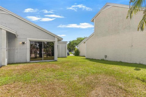 House in Homestead, Florida 2 bedrooms, 127.74 sq.m. № 1841203 - photo 26