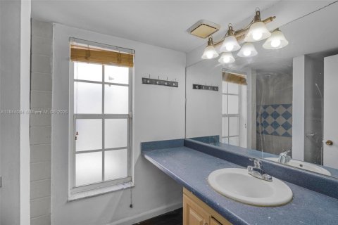 House in Homestead, Florida 2 bedrooms, 127.74 sq.m. № 1841203 - photo 20
