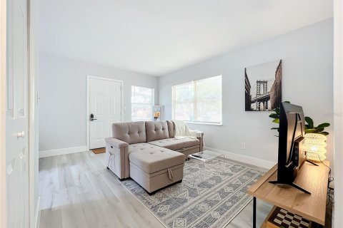 Apartment in Orlando, Florida 2 bedrooms, 62.99 sq.m. № 2224758 - photo 4