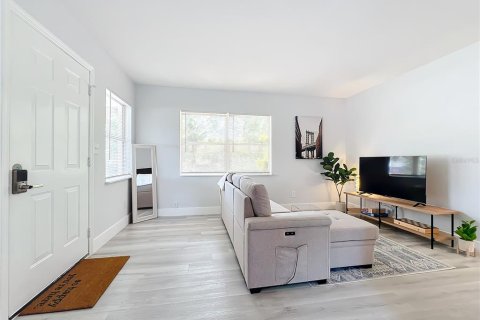 Apartment in Orlando, Florida 2 bedrooms, 62.99 sq.m. № 2224758 - photo 3