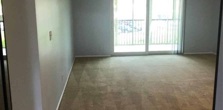 Condominio en Dania Beach, Florida, 2 dormitorios  № 957021