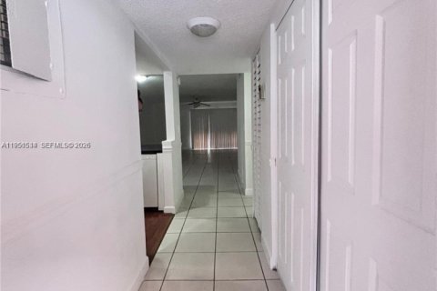 Copropriété à vendre à Plantation, Floride: 2 chambres, 104.98 m2 № 2008673 - photo 7