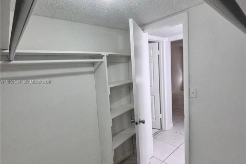 Copropriété à vendre à Plantation, Floride: 2 chambres, 104.98 m2 № 2008673 - photo 9