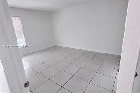 Copropriété à vendre à Plantation, Floride: 2 chambres, 104.98 m2 № 2008673 - photo 15