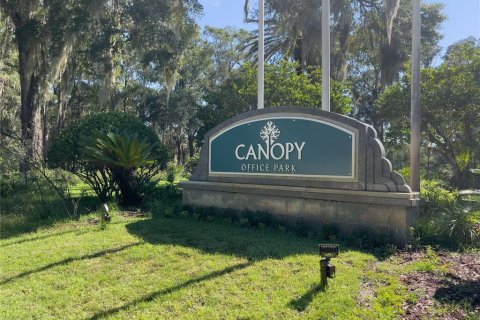 Immobilier commercial à louer à Gainesville, Floride: 589.46 m2 № 2113068 - photo 3
