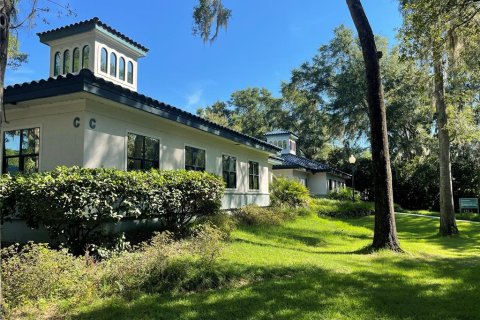 Immobilier commercial à louer à Gainesville, Floride: 589.46 m2 № 2113068 - photo 7