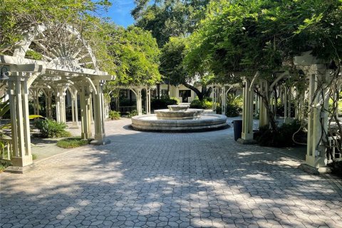 Immobilier commercial à louer à Gainesville, Floride: 589.46 m2 № 2113068 - photo 13