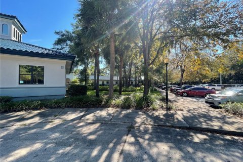 Immobilier commercial à louer à Gainesville, Floride: 589.46 m2 № 2113068 - photo 4