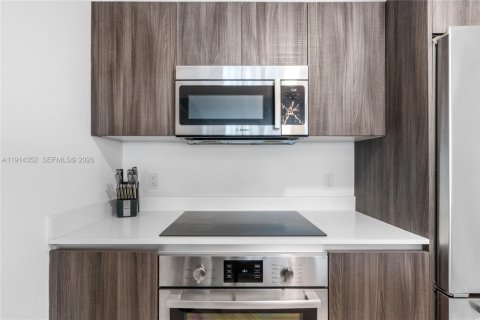Купить кондоминиум в Майами, Флорида 2 спальни, 116.78м2, № 2062057 - фото 8