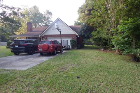 House in Callahan, Florida 3 bedrooms, 152.08 sq.m. № 1808661 - photo 4