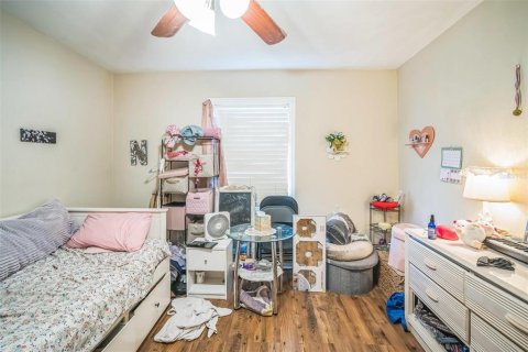 House in Tampa, Florida 2 bedrooms, 101.08 sq.m. № 1745187 - photo 10