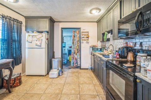 House in Tampa, Florida 2 bedrooms, 101.08 sq.m. № 1745187 - photo 7
