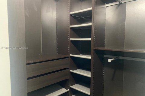 Touwnhouse à louer à Weston, Floride: 2 chambres, 105.07 m2 № 2008073 - photo 7