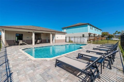 Townhouse in Clearwater, Florida 2 bedrooms, 121.89 sq.m. № 1810548 - photo 15