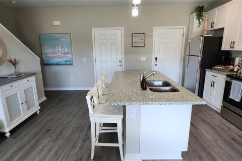 Townhouse in Clearwater, Florida 2 bedrooms, 121.89 sq.m. № 1810548 - photo 3