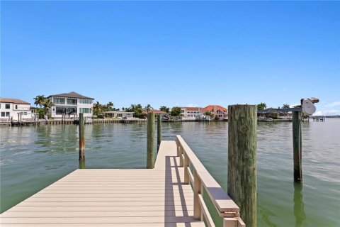 Land in Belleair Beach, Florida № 2391586 - photo 24