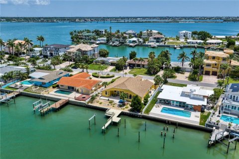 Land in Belleair Beach, Florida № 2391586 - photo 13
