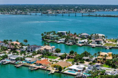 Land in Belleair Beach, Florida № 2391586 - photo 30