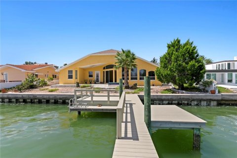 Land in Belleair Beach, Florida № 2391586 - photo 18
