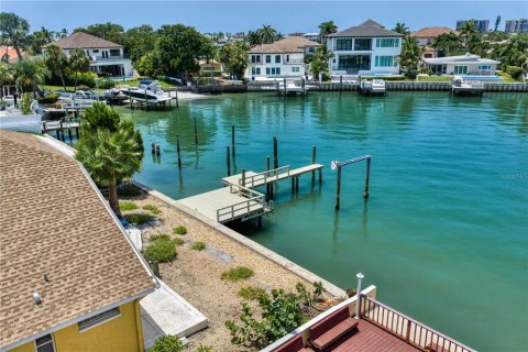 Land in Belleair Beach, Florida № 2391586 - photo 25